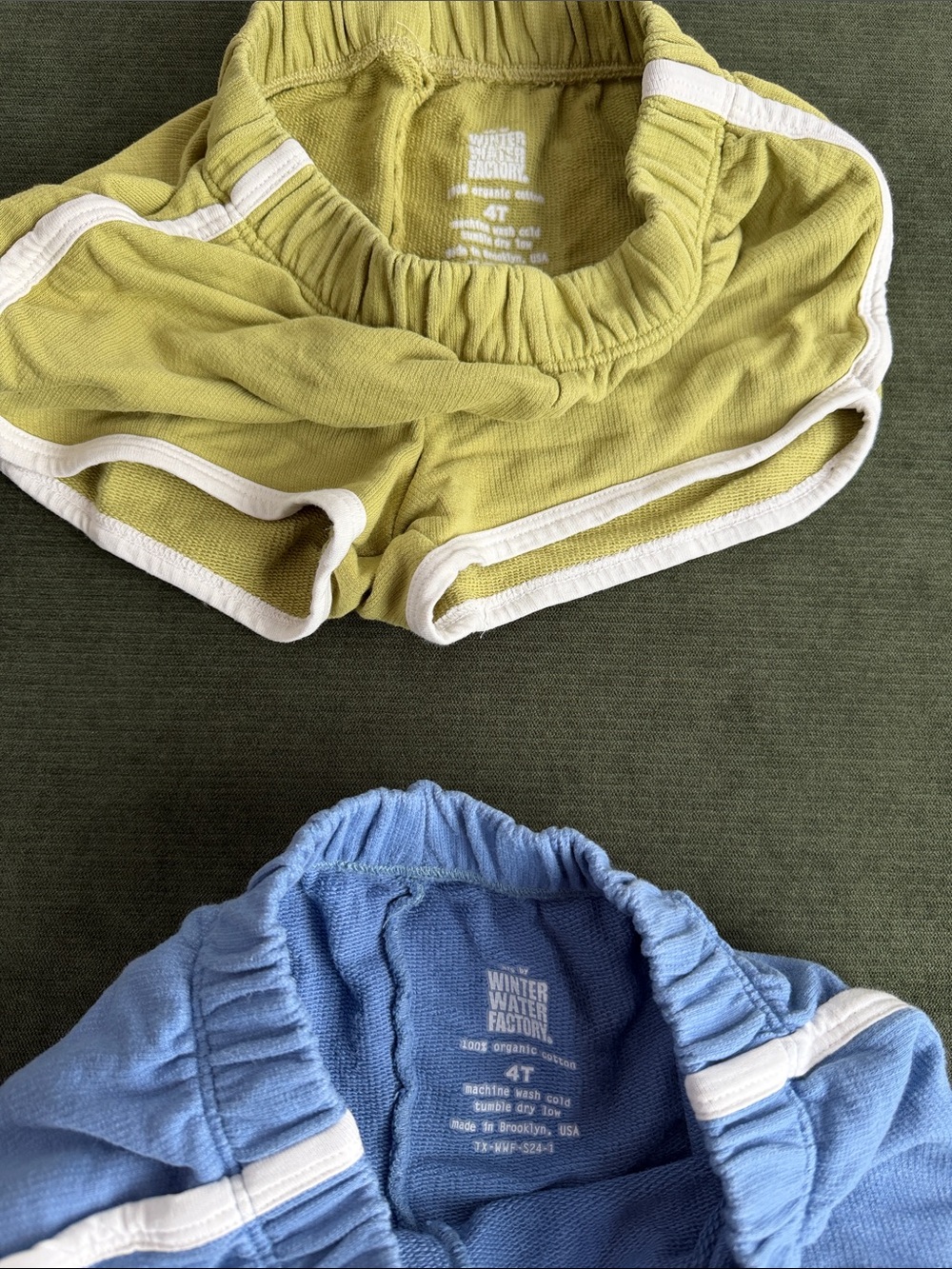 Winter Water Factory Retro-Style Elastic Waist Shorts - Green and Blue size 4T - Picture 2 of 3